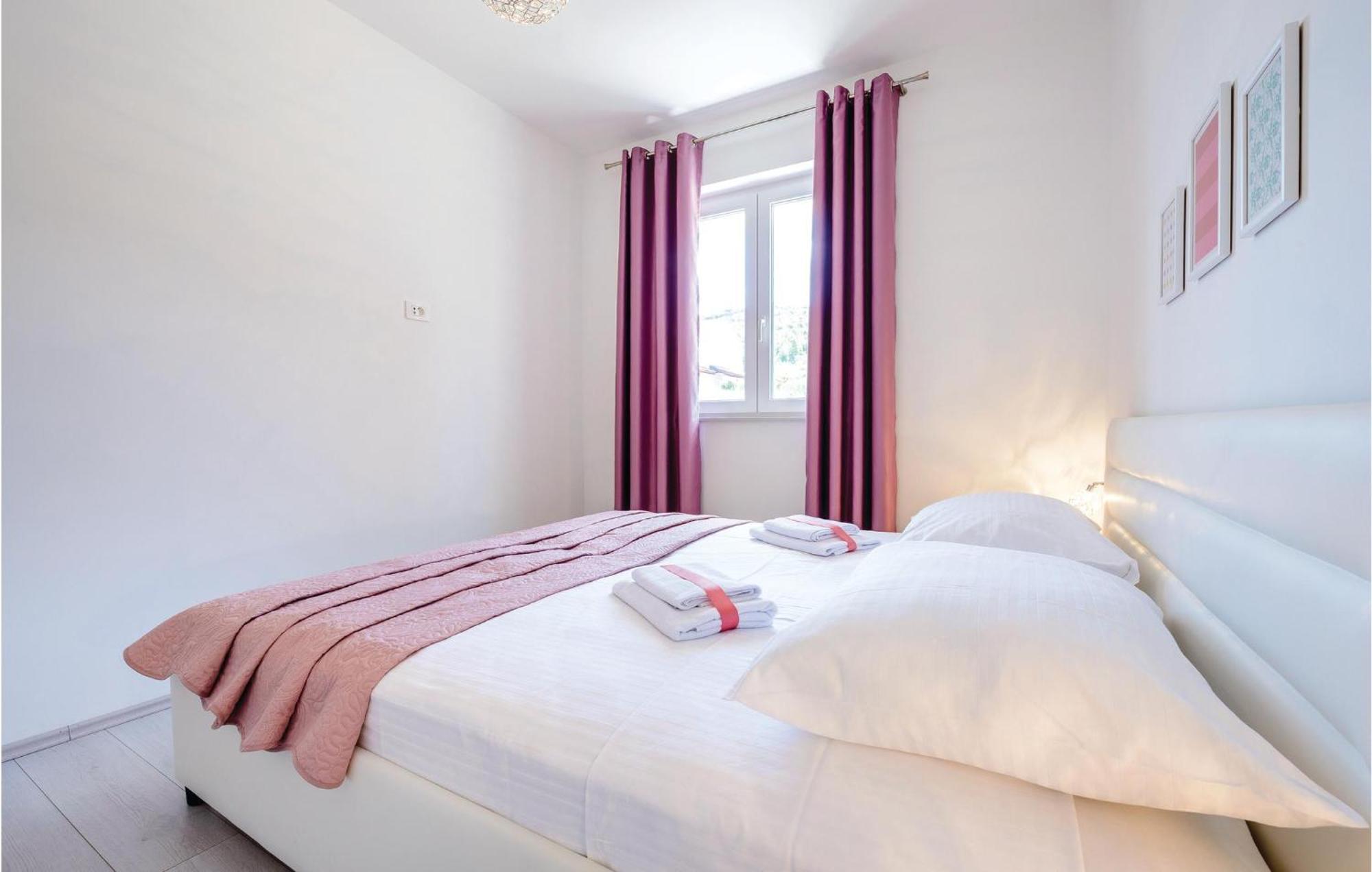 Amazing Apartment In Cavtat With House Sea View Zewnętrze zdjęcie