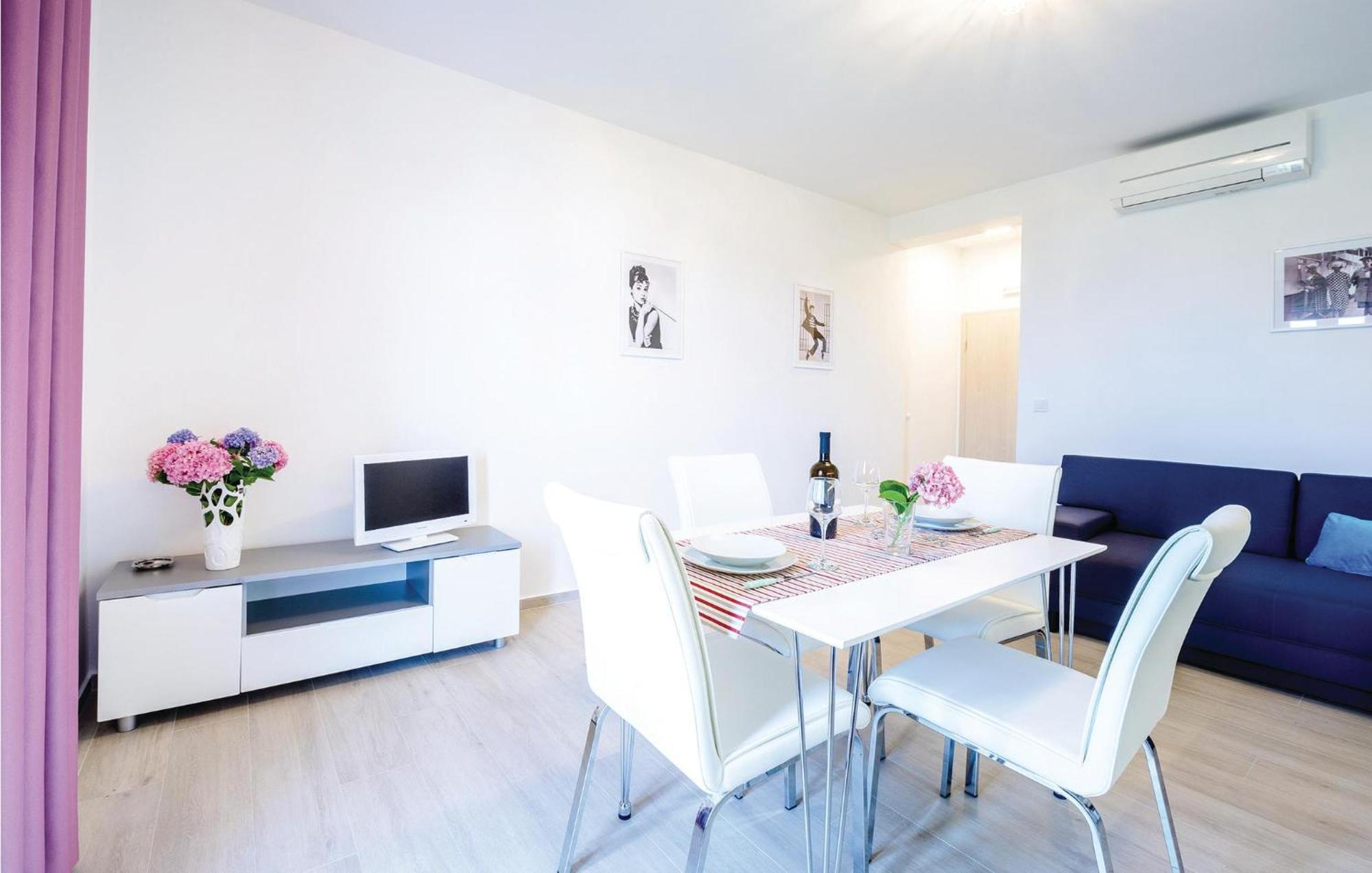 Amazing Apartment In Cavtat With House Sea View Zewnętrze zdjęcie