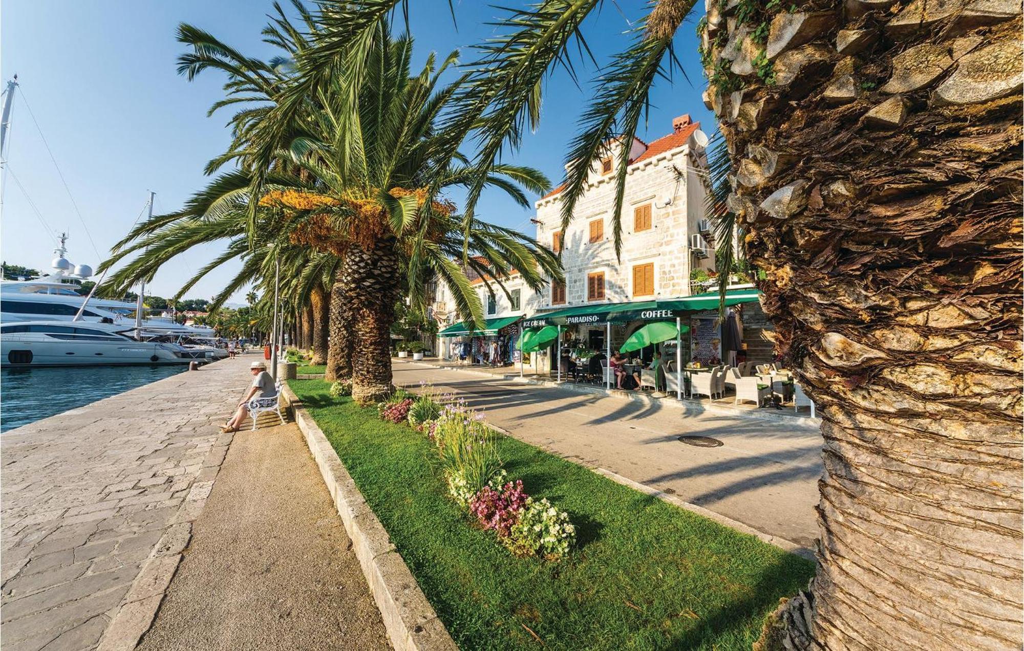 Amazing Apartment In Cavtat With House Sea View Zewnętrze zdjęcie
