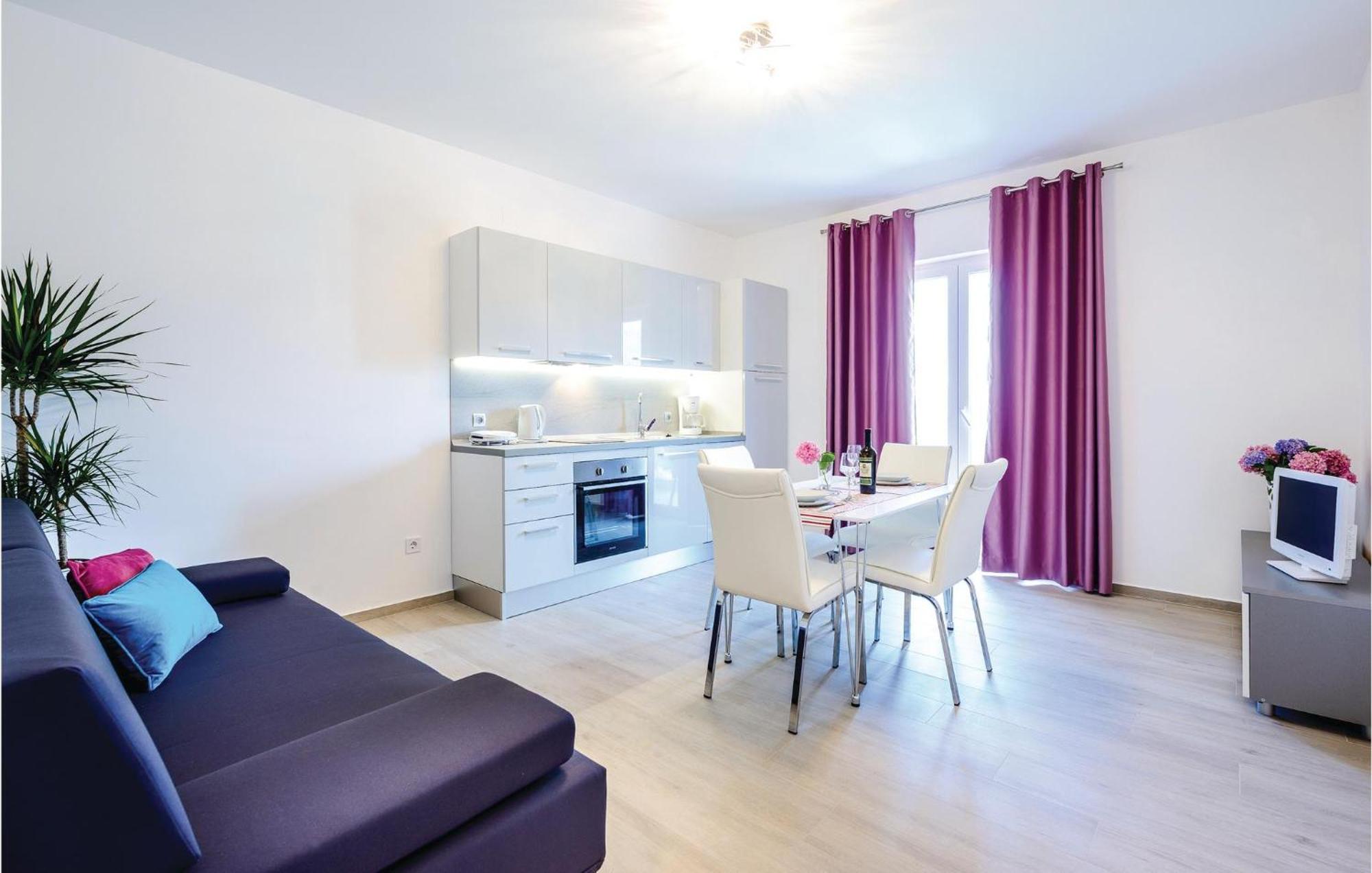 Amazing Apartment In Cavtat With House Sea View Zewnętrze zdjęcie