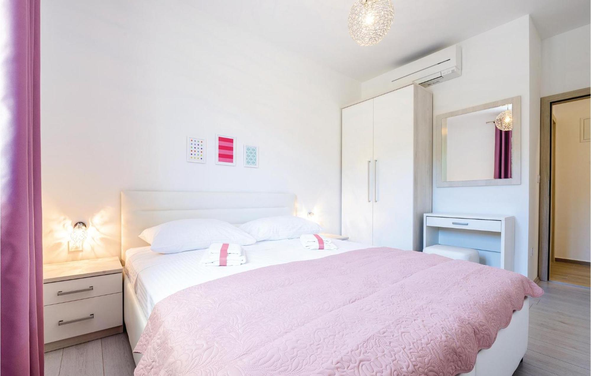 Amazing Apartment In Cavtat With House Sea View Zewnętrze zdjęcie