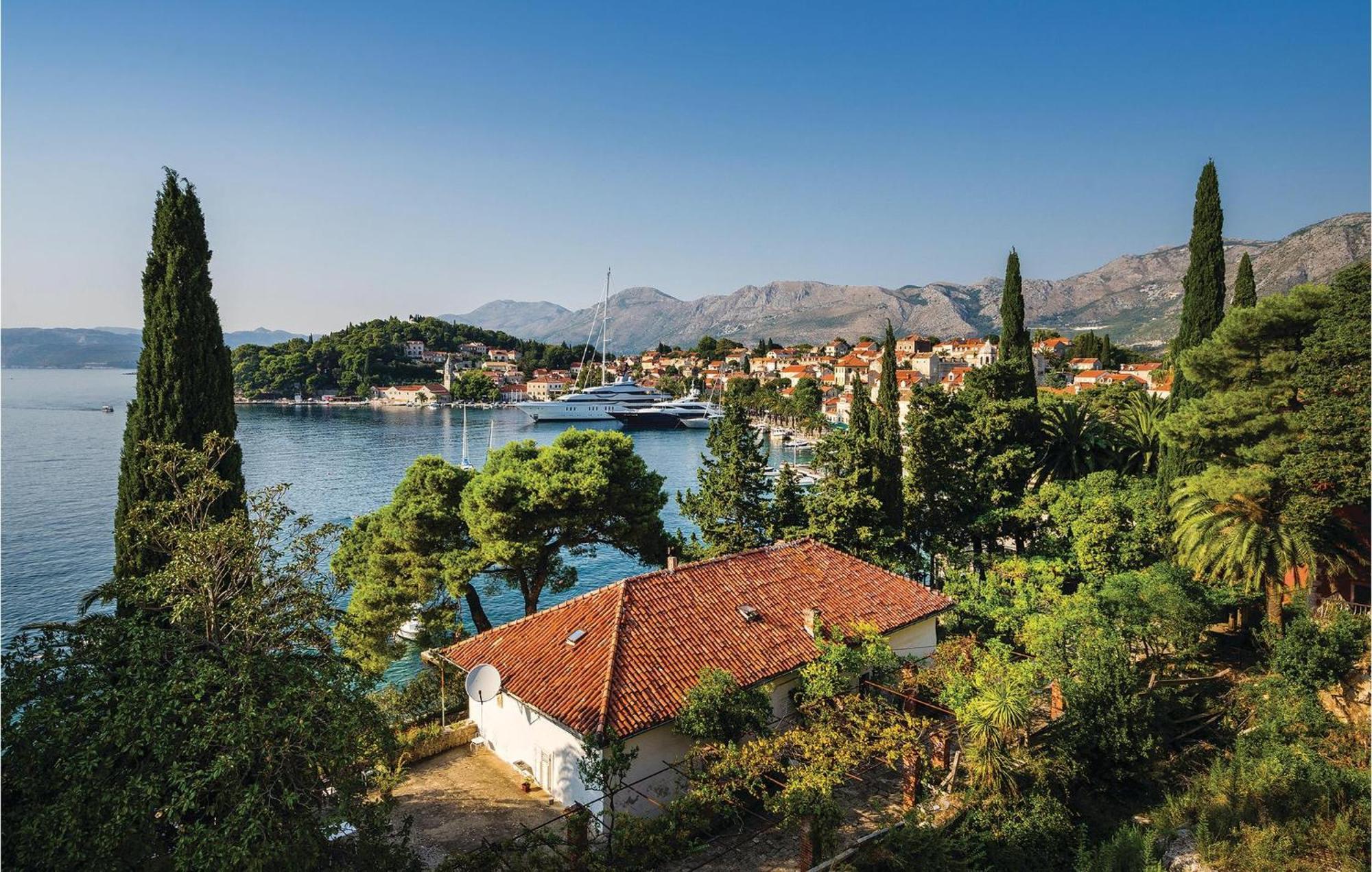 Amazing Apartment In Cavtat With House Sea View Zewnętrze zdjęcie